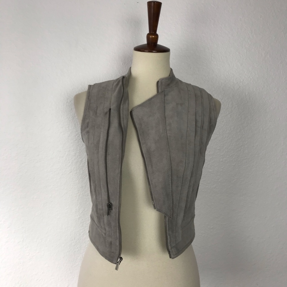 BCBG Max Azria Damien Suede Crop Vest - Picture 1 of 8